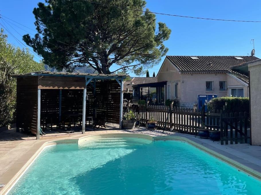 Villa Coustellet Avec Vue Sur Le Luberon Robion en Luberon